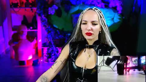 Monika online show from November 16, 2025, 10:32 am