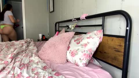 Monica online show from December 12, 2024, 4:37 am