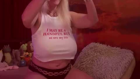 Snapshot of monicutex chatting on February 1, 2026, 2:43 am Monika online show from February 1, 2026, 2:43 am