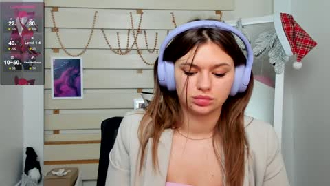 Monika online show from January 17, 2025, 5:08 pm