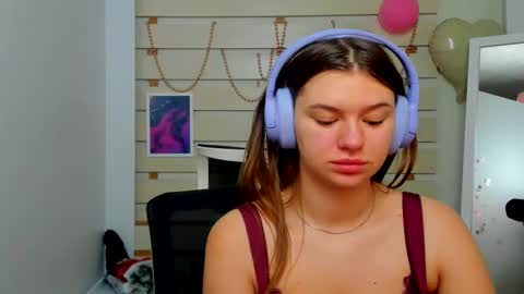 Monika online show from February 13, 2025, 1:26 pm