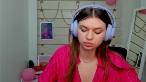 Monika online show from February 26, 2025, 5:17 pm