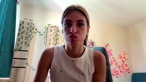 Rossy online show from July 29, 2026, 3:26 am