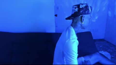 monkeyd_66 online show from December 13, 2024, 6:10 am