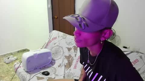 monkeyd_66 online show from January 10, 2025, 10:17 am