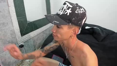 monkeyd_66 online show from February 21, 2025, 9:11 pm