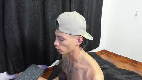 monkeyd_66 online show from September 13, 2025, 1:38 am