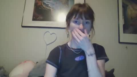 Snapshot of monkeygirl99 chatting on March 6, 2026, 12:40 am monkeygirl9 come play with me slut daddy bad spanking cute girl submissive online show from March 6, 2026, 12:40 am