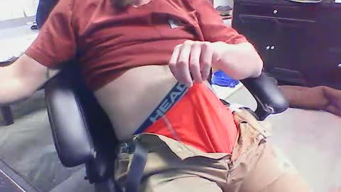 Snapshot of monkeypants04 chatting on May 26, 2026, 10:06 pm monkeypants04 online show from May 26, 2026, 10:06 pm