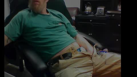 Snapshot of monkeypants8 chatting on March 12, 2025, 3:07 pm Monkeypants online show from March 12, 2025, 3:07 pm
