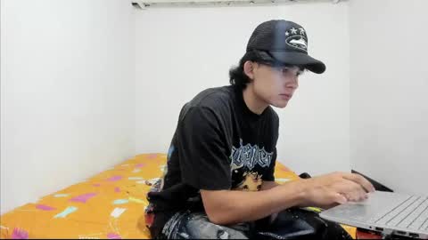 monky_0002 online show from May 2, 2026, 6:13 pm
