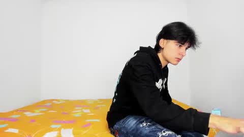 monky_0002 online show from May 18, 2026, 3:40 pm