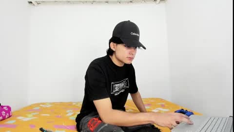 monky_0002 online show from May 21, 2026, 4:25 pm