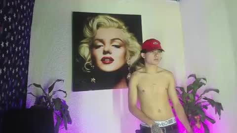 monky_0002 online show from June 17, 2026, 7:04 pm