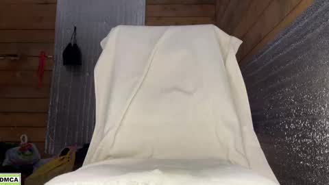 Snapshot of monni1 chatting on December 24, 2024, 7:39 am Monni online show from December 24, 2024, 7:39 am