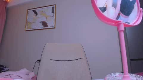 Mon online show from December 15, 2025, 8:57 pm