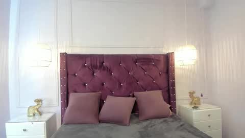   online show from November 23, 2025, 11:54 am