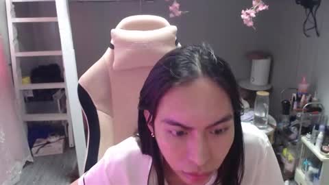 ELYSE A SIMPLE GIRL online show from December 3, 2025, 1:02 am