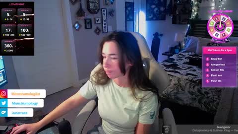 Snapshot of monstrumologist chatting on January 21, 2025, 12:36 am Lydia Mooney online show from January 21, 2025, 12:36 am
