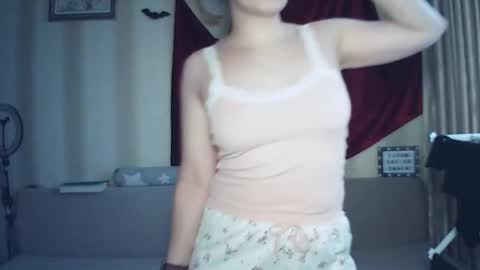 moodiemira online show from November 21, 2025, 9:19 am