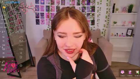 Snapshot of moon__bunny chatting on March 1, 2026, 12:40 pm Moon Bunny online show from March 1, 2026, 12:40 pm