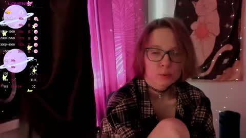 Roxy online show from October 28, 2025, 8:00 pm