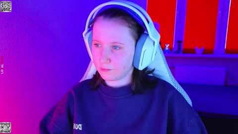 Snapshot of moon_avengers chatting on January 11, 2026, 10:09 am Lola online show from January 11, 2026, 10:09 am