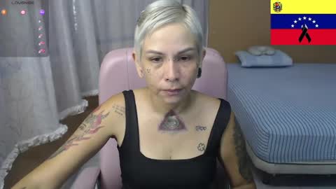Luna online show from June 28, 2026, 1:39 pm