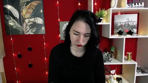 Snapshot of moon_foxy_ chatting on December 10, 2024, 9:33 am Diana online show from December 10, 2024, 9:33 am