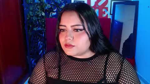 moon_sunflowers online show from November 9, 2025, 11:03 pm