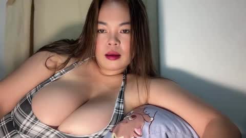 Snapshot of moona_luna21 chatting on November 3, 2025, 5:25 pm moona_luna21 online show from November 3, 2025, 5:25 pm