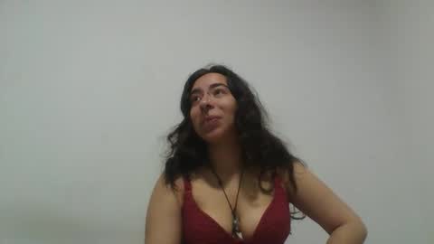 Snapshot of moonandzukko chatting on April 7, 2026, 2:01 am moonandzukko online show from April 7, 2026, 2:01 am