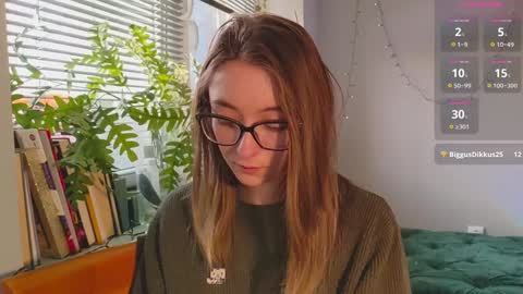 Snapshot of moonlight__lovers chatting on January 13, 2025, 1:17 pm Dana online show from January 13, 2025, 1:17 pm