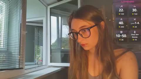 Snapshot of moonlight__lovers chatting on September 19, 2025, 3:34 pm Dana online show from September 19, 2025, 3:34 pm