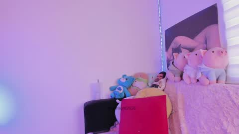 moonliight__ online show from May 20, 2026, 4:35 pm