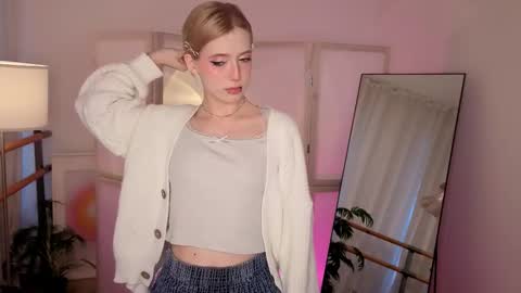 Snapshot of moonlitasuna chatting on February 19, 2026, 2:02 pm Asuna online show from February 19, 2026, 2:02 pm