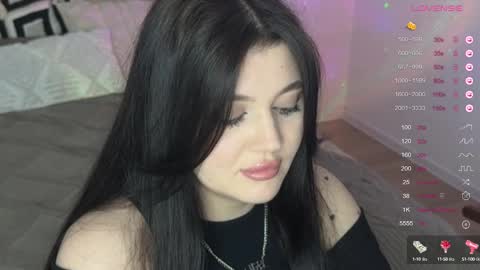 Snapshot of moonrenata chatting on March 11, 2025, 9:48 pm Ri online show from March 11, 2025, 9:48 pm