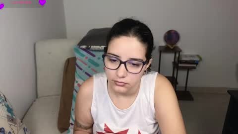 Moon Woman online show from April 1, 2026, 4:02 am