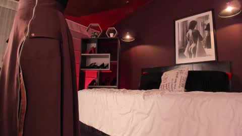 Snapshot of moony_14 chatting on March 6, 2026, 12:23 pm Michelle online show from March 6, 2026, 12:23 pm