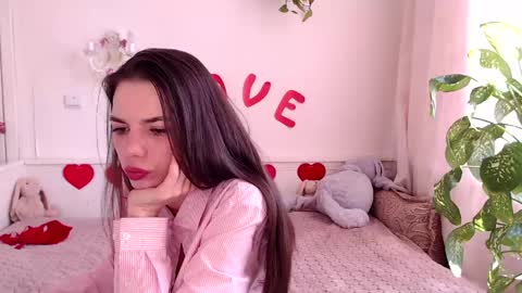 moore_alice online show from April 12, 2026, 1:38 pm