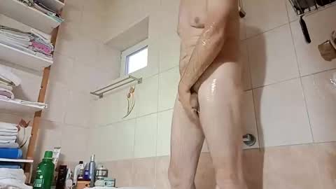 Snapshot of moos1 chatting on September 9, 2025, 4:45 am moos1 online show from September 9, 2025, 4:45 am