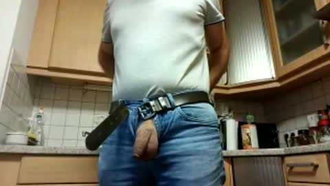 Snapshot of moos1 chatting on September 10, 2025, 5:29 am moos1 online show from September 10, 2025, 5:29 am