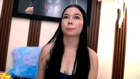 alexia online show from November 24, 2025, 7:13 pm