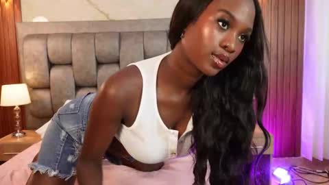 more hott online show from October 29, 2025, 3:03 pm