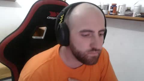 alejo online show from December 1, 2024, 9:37 pm