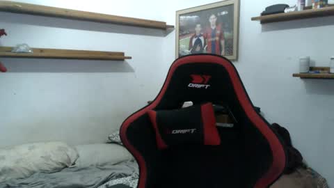 alejo online show from October 28, 2025, 7:16 pm