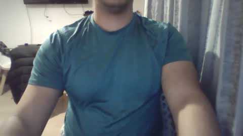 Snapshot of morenolatin19 chatting on March 5, 2025, 6:01 pm Jos Luis online show from March 5, 2025, 6:01 pm