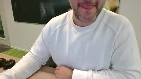 morepassion4u online show from September 12, 2025, 1:55 pm