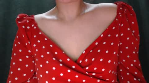 monika online show from April 1, 2026, 5:43 pm