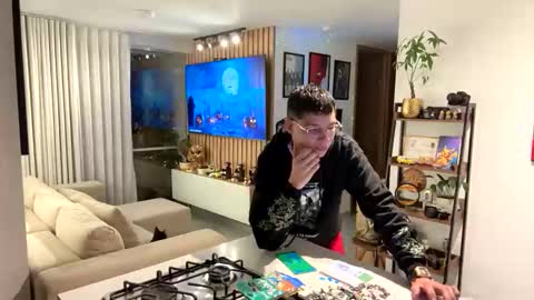 Snapshot of morgan_hiller chatting on October 29, 2025, 12:24 am online show from October 29, 2025, 12:24 am